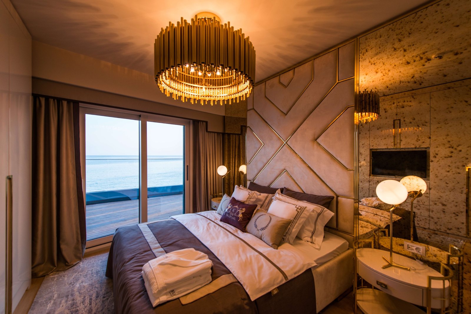 OR-4985 | Seafront Apartments in Ataköy, Istanbul